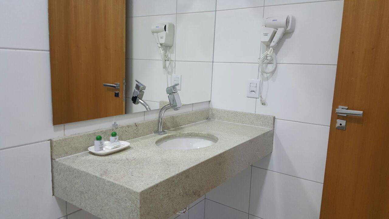 Hotel Vila Verde Penápolis Rum bild